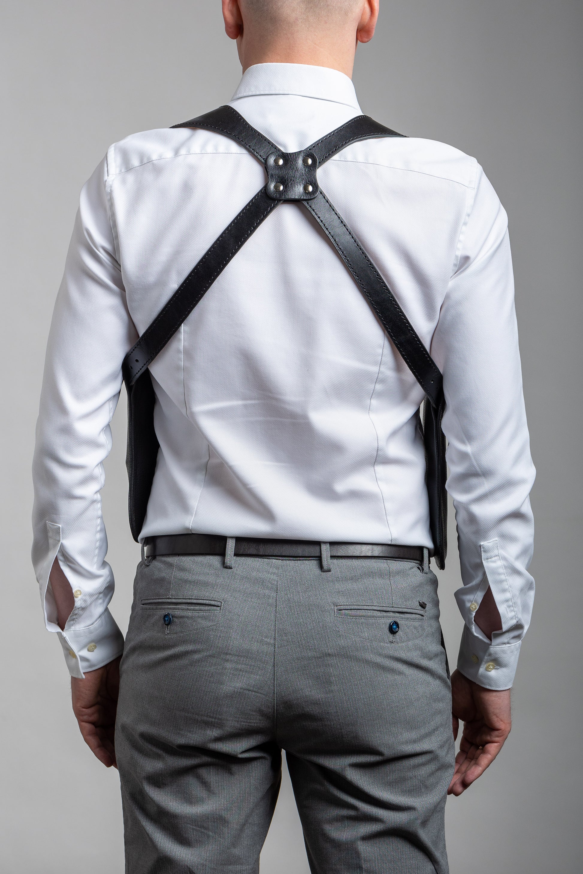 Leather Shoulder Holster Bag with 10 Pockets (2 Closed)